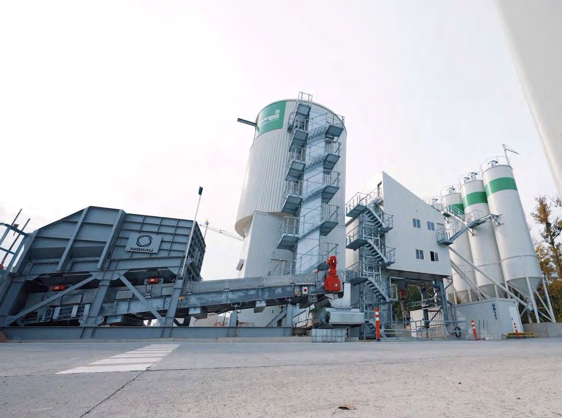 A NISBAU Compact plant on site at Dettingen